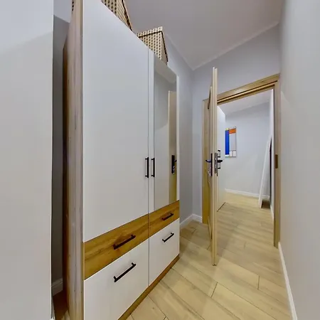 Uroczy Apartament Leczycka 7/2a Lejlighed